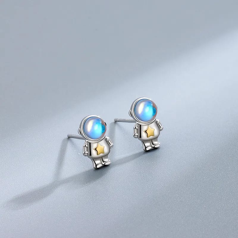 Aretes en forma de astronauta