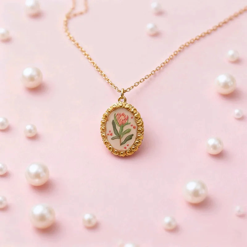 Collar con dije de rosa