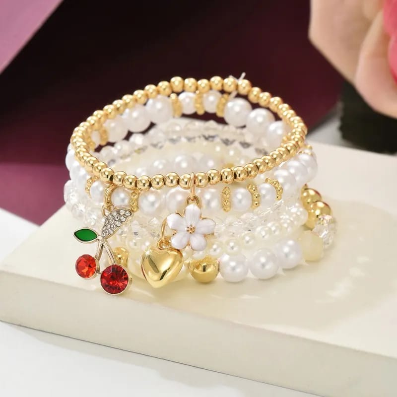 Set de pulseras con perlas