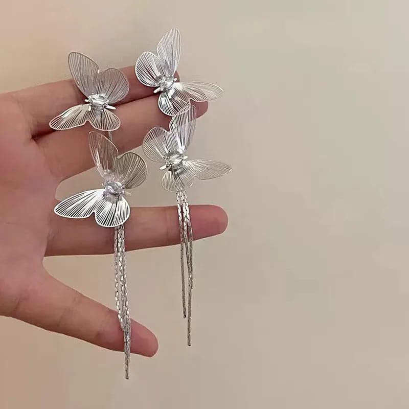 Arracadas en forma de mariposa