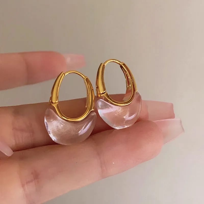 Aretes con en forma de media luna en resina