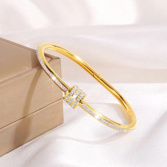 Pulsera tipo elegance inspirado en marcas de prestigio
